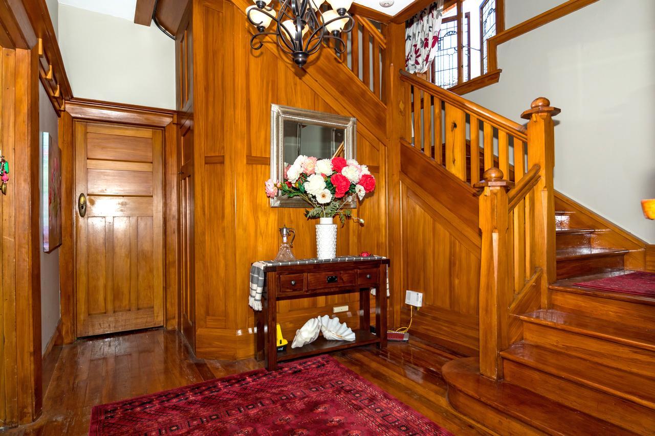 The Sanctuary & Spa Plus Free Breakfast Timaru Exterior photo