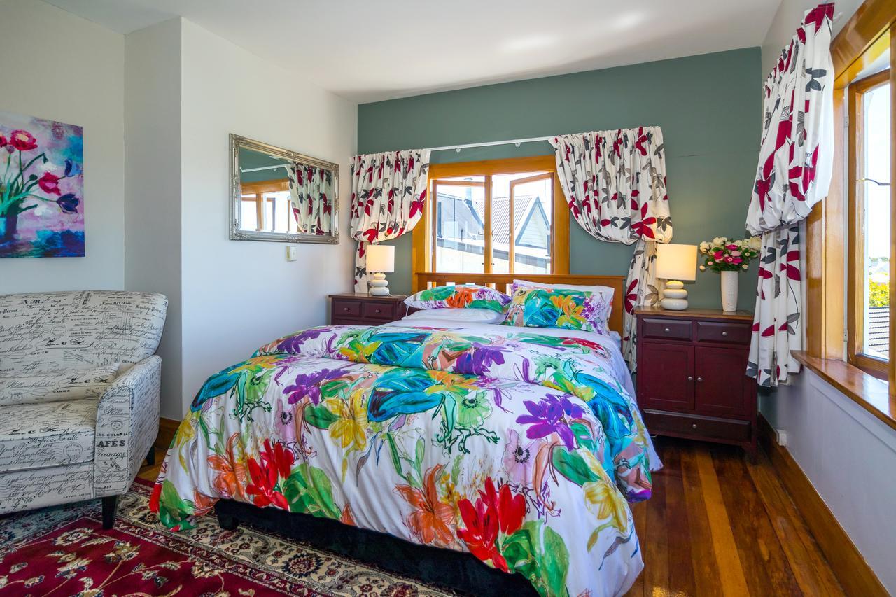 The Sanctuary & Spa Plus Free Breakfast Timaru Exterior photo