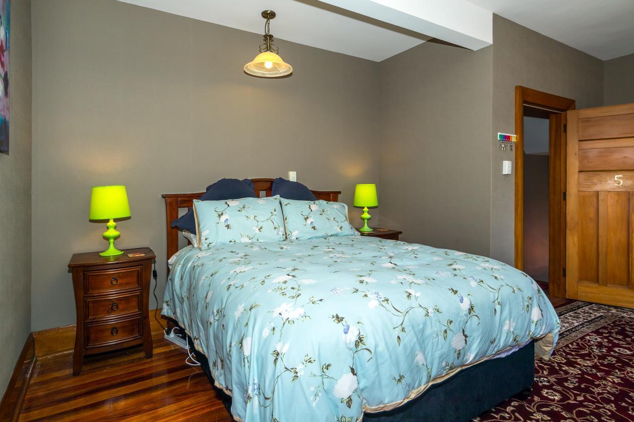 The Sanctuary & Spa Plus Free Breakfast Timaru Exterior photo