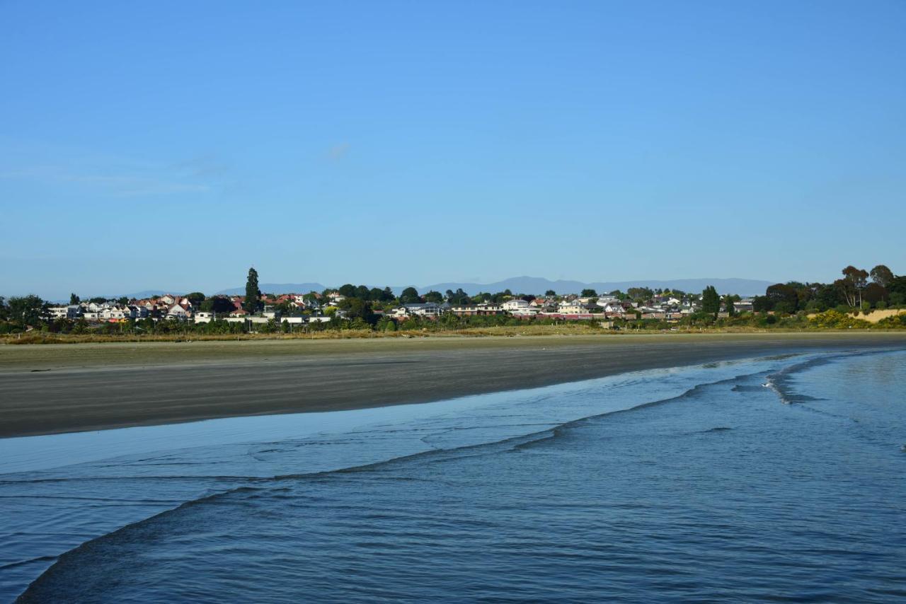 The Sanctuary & Spa Plus Free Breakfast Timaru Exterior photo