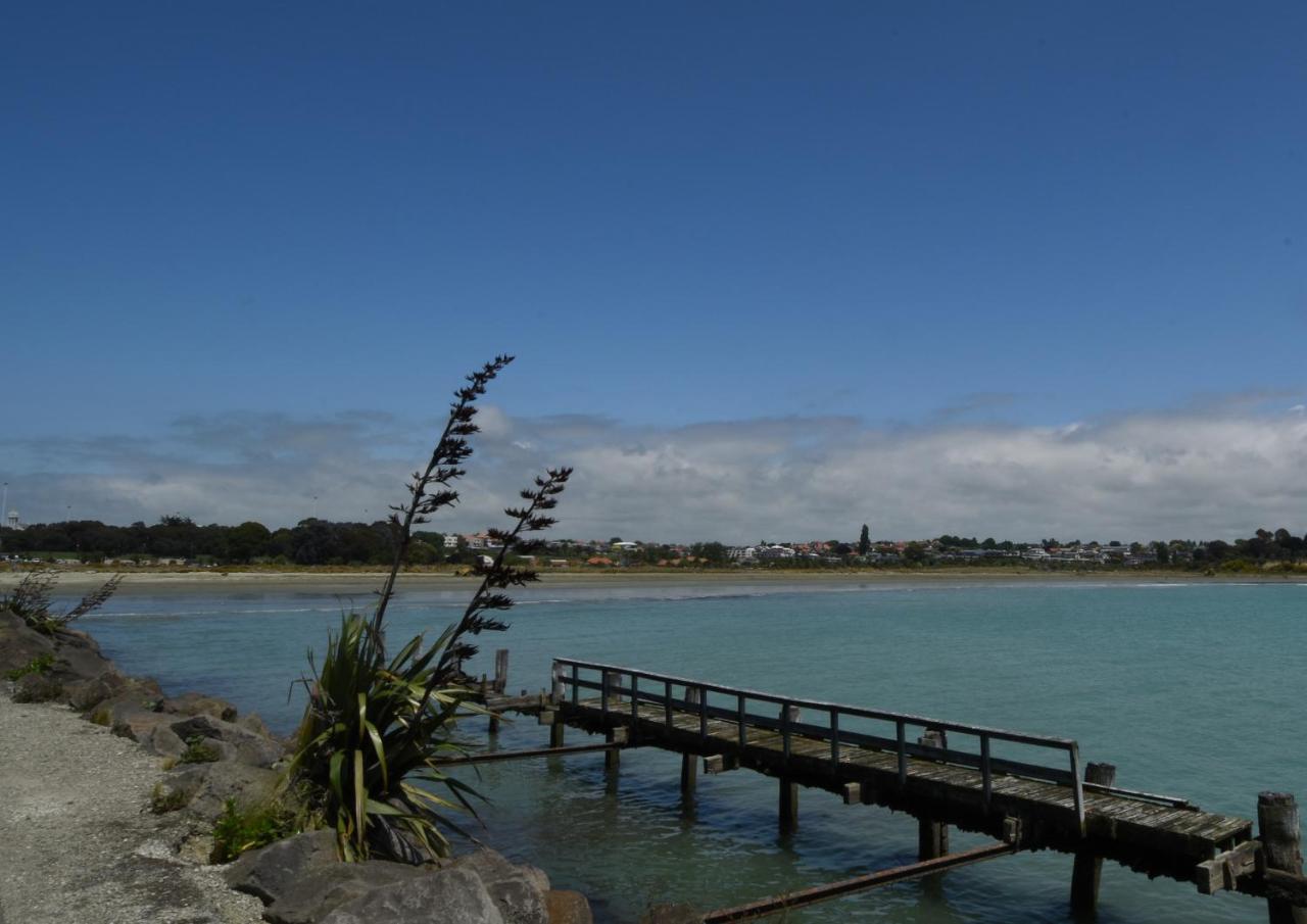 The Sanctuary & Spa Plus Free Breakfast Timaru Exterior photo