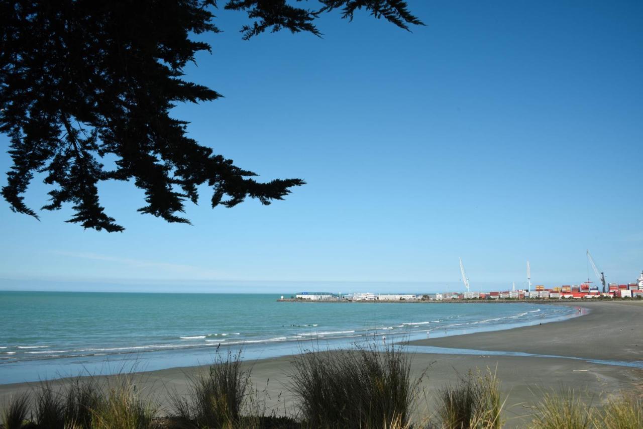 The Sanctuary & Spa Plus Free Breakfast Timaru Exterior photo
