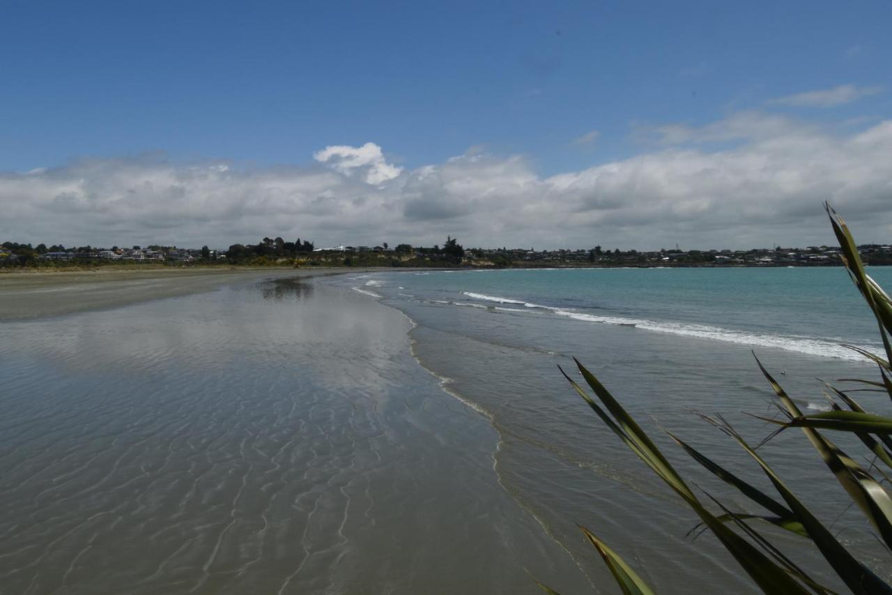 The Sanctuary & Spa Plus Free Breakfast Timaru Exterior photo