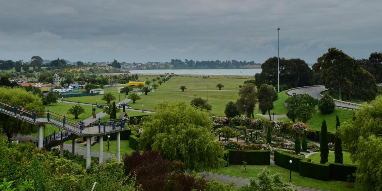 The Sanctuary & Spa Plus Free Breakfast Timaru Exterior photo